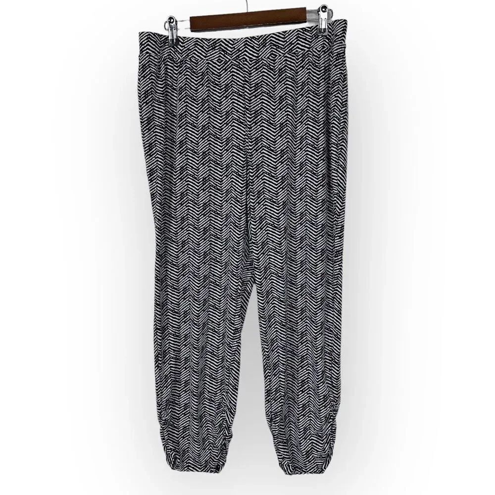 Chico's Chevron Ankle Pants size Large